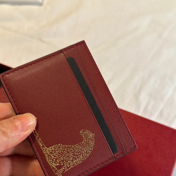 Cartier Red Card Holder with Gold Panther Design - Picture 6 of 14